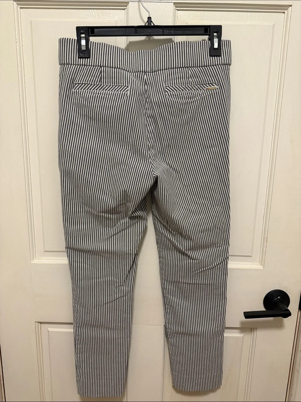 Anne Klein Black and White Striped stretch Pants - Size 4